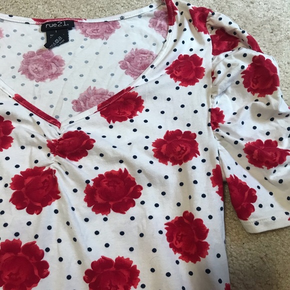 👑 (3 for $15) Womens tshirt - Picture 2 of 4